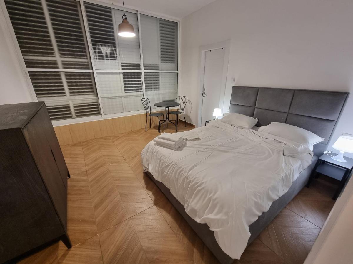 הברון Baron Appartement Risjon Letsion Buitenkant foto